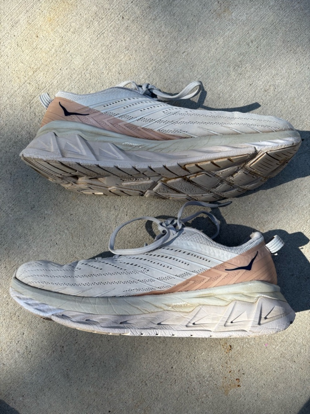 Hoka One One Arahi 4 Light Lunar Rock Grey and Tan Women's Running Shoes size 10 - Picture 10 of 12
